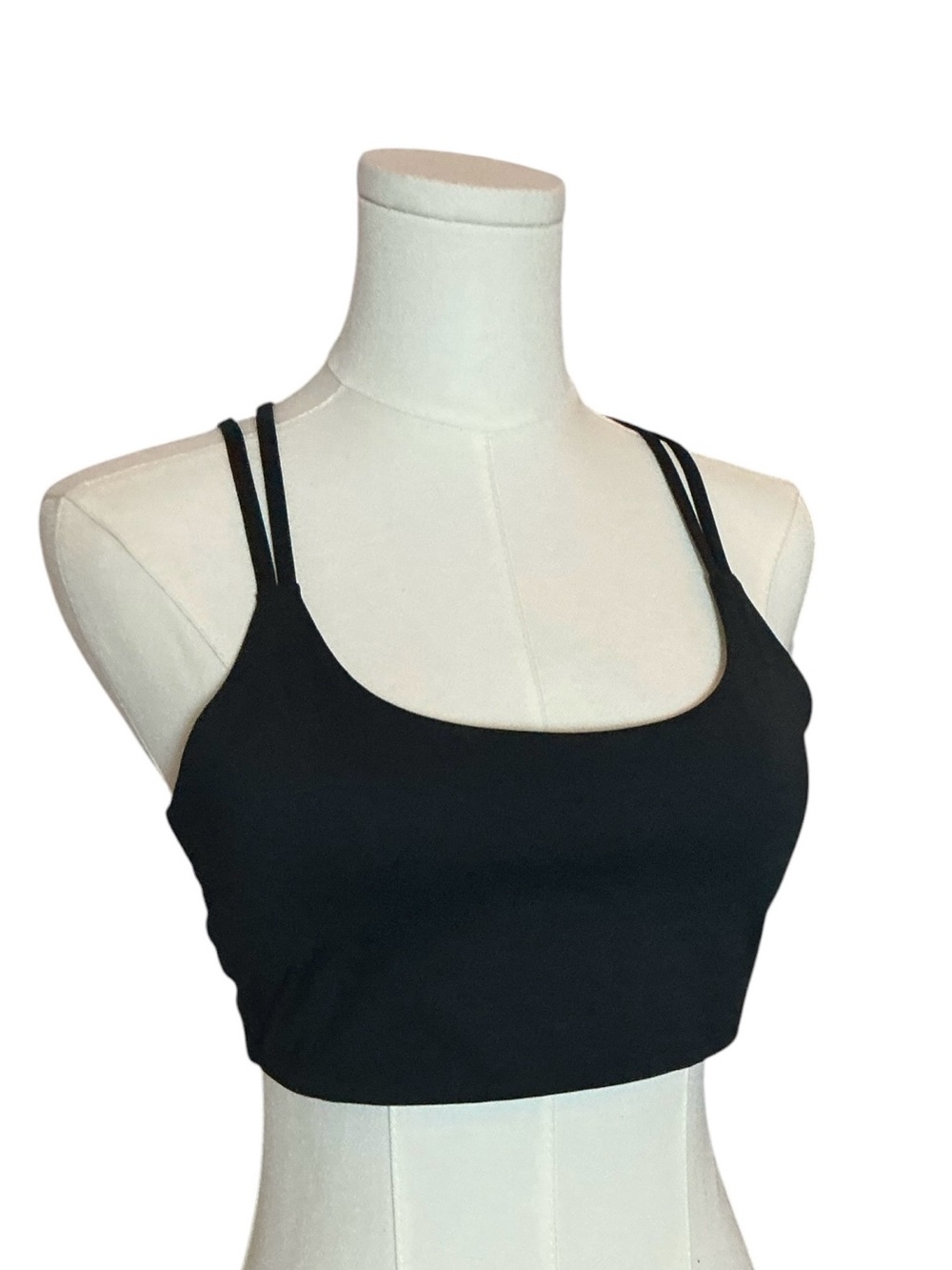 Fabletics Black Strappy Racerback Sports Bra Size Medium NWOT - Picture 5 of 8